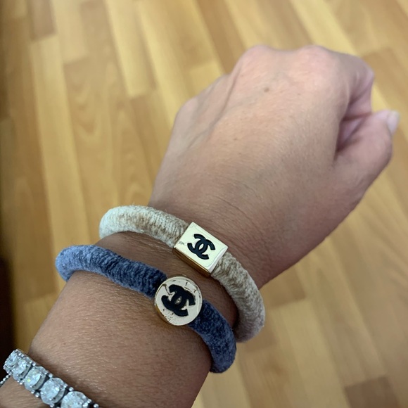 CHANEL Beige and Navy Velvet Bracelets with Gold Accents - Picture 1 of 5